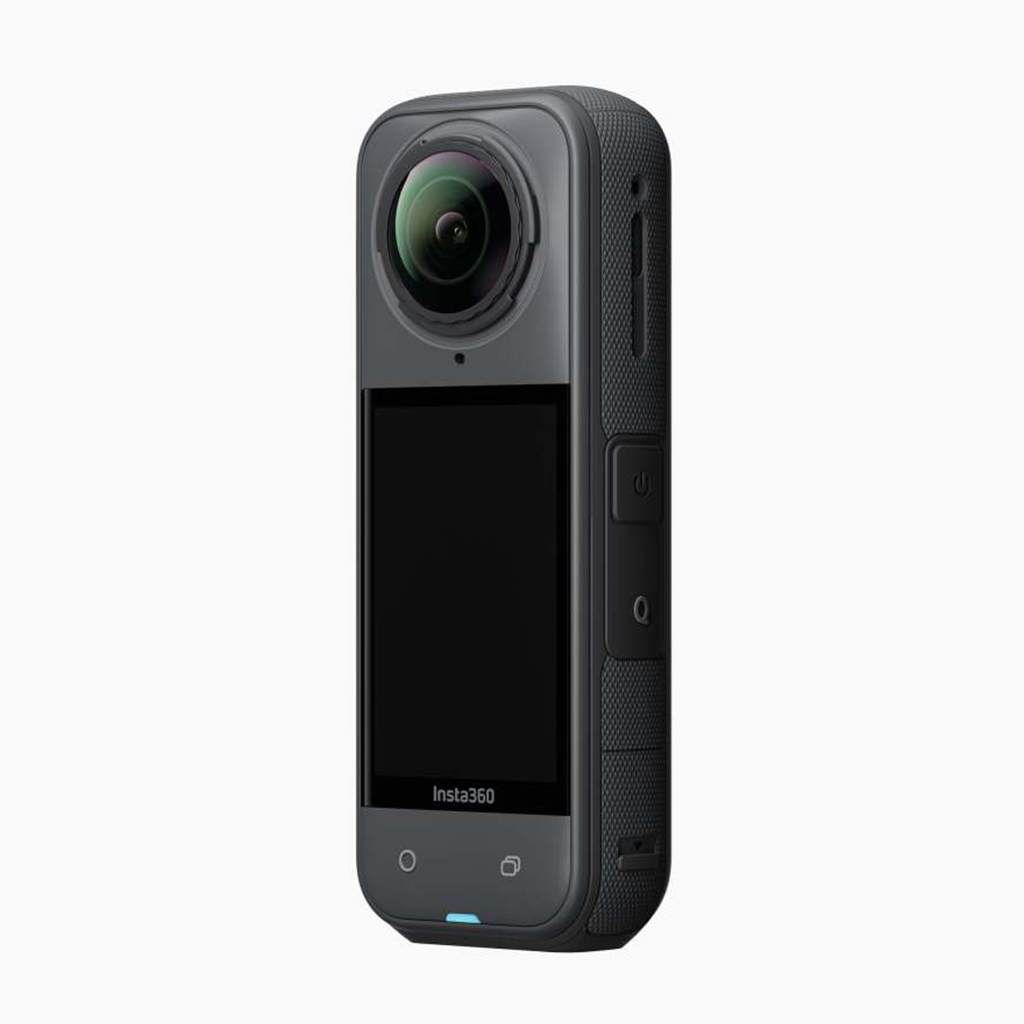 Insta360 X5